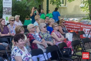 Piknik z książką: letni ogród biblioteki tętnił życiem (zdjęcia, wideo)