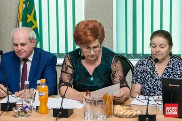 Wójt Waldemar Brzostek z absolutorium (zdjęcia, wideo)