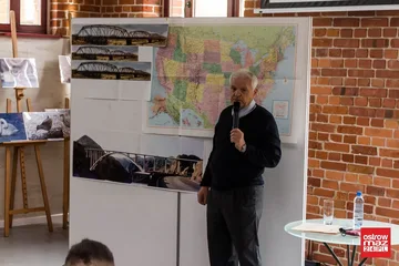 Andrzej Wojakiewicz o budowaniu mostów (zdjęcia, wideo)