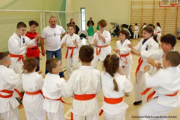 Worek medali ostrowskich karateków (zdjęcia)