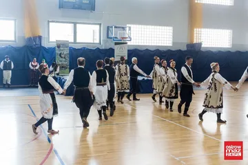 Zespoły folklorystyczne i maraton zumby w Wąsewie (zdjęcia, wideo)