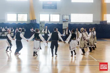 Zespoły folklorystyczne i maraton zumby w Wąsewie (zdjęcia, wideo)