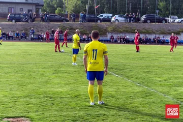 Piłkarski hit w Wąsewie dla Narwi (zdjęcia, wideo)