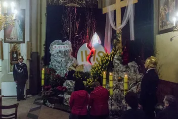 Groby Pańskie w ostrowskich parafiach (zdjęcia)