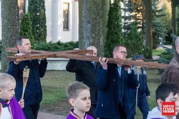 Droga krzyżowa w Komorowie (zdjęcia)
