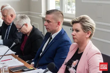 Rada powiatu ostrowskiego obradowała (zdjęcia, wideo)