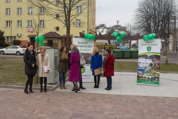 Biblioteka pod chmurką już otwarta (zdjęcia, wideo)