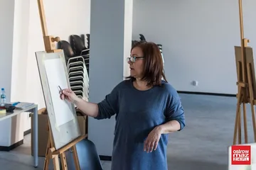 Warsztaty rysunku w budynku elektrowni (zdjęcia, wideo)