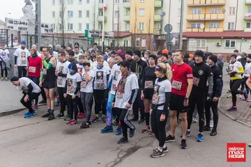 Blisko 100 osób pobiegło wilczym tropem (zdjęcia, wideo)