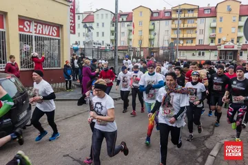 Blisko 100 osób pobiegło wilczym tropem (zdjęcia, wideo)