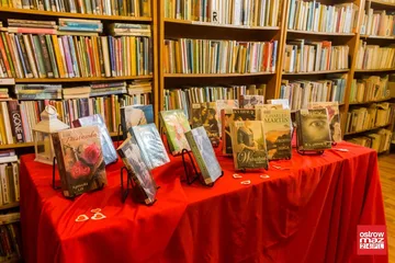 Kochają czytać. Biblioteka zaprosiła na walentynki (zdjęcia)