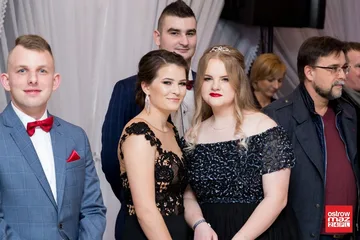Studniówka LO im. Mikołaja Kopernika w Ostrowi Mazowieckiej (zdjęcia, wideo)