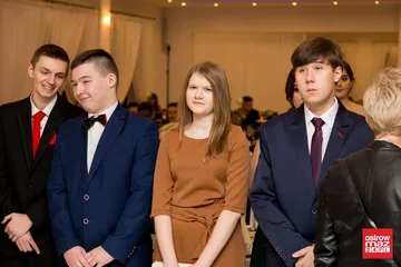 Studniówka LO im. Mikołaja Kopernika w Ostrowi Mazowieckiej (zdjęcia, wideo)