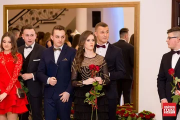 Studniówka LO im. Mikołaja Kopernika w Ostrowi Mazowieckiej (zdjęcia, wideo)