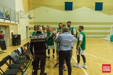 Sokół lepszy od Hutnika przy Trębickiego (zdjęcia, wideo)