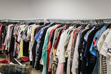 "Ciuszek" już otwarty. Nowy second-hand w Ostrowi Mazowieckiej oferuje modowe perełki (zdjęcia)