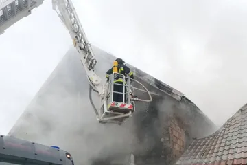 Pożar dwóch budynków mieszkalnych w Starej Osuchowej (zdjęcia)