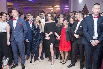 Studniówka ZS nr 1 zobacz zdjęcia i wideo