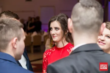 Studniówka ZS nr 2 w Ostrowi Mazowieckiej (zdjęcia, wideo)