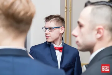 Studniówka ZS nr 2 w Ostrowi Mazowieckiej (zdjęcia, wideo)