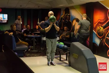 Qumple niepokonani w drużynowej lidze bowlingowej (zdjęcia, wideo)