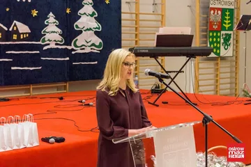 Powiatowa wigilia w Ostrowi Mazowieckiej (zdjęcia, wideo)
