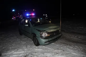 Zderzenie opla i audi w Ponikwi Dużej (zdjęcia)