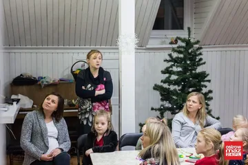 Świąteczne warsztaty w ostrowskiej bibliotece (zdjęcia, wideo)