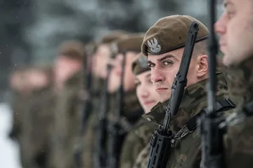 Ośmiu mieszkańców powiatu ostrowskiego terytorialsami (zdjęcia)