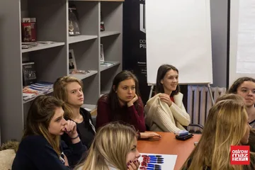 Stan wojenny tematem lekcji historii (zdjęcia, wideo)