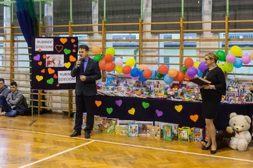 Pokazali, że mają wielkie serca (zdjęcia, wideo)