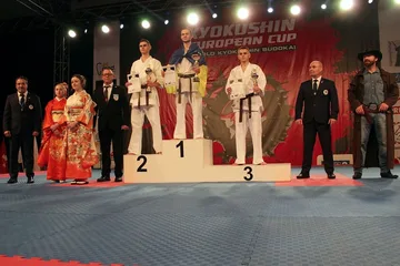 Pięć medali OKKK w Warszawie (zdjęcia)