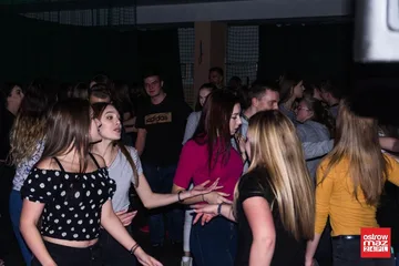 Dyskoteka ostatkowa w ostrowskim "Rubinku" (zdjęcia)