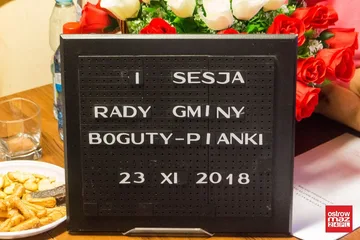 Przez ponad 38 lat rządził gminą. Zastąpił go 27-latek (zdjęcia, wideo)
