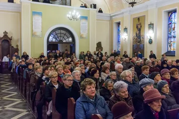 Uroczysta msza żałobna ks. Stanisława Nowickiego (zdjęcia, wideo)