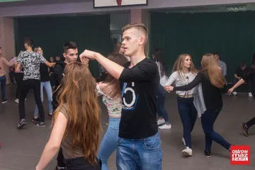 Dyskoteka młodzieży w "Rubinku" (zdjęcia, wideo)