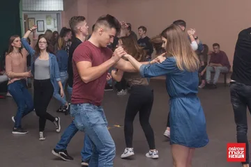 Dyskoteka młodzieży w "Rubinku" (zdjęcia, wideo)