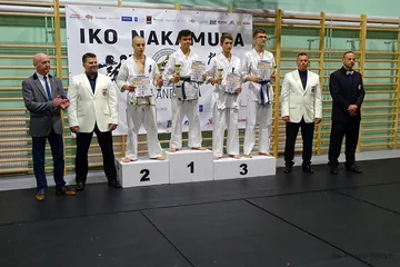 Dziewięć medali ostrowskich karateków w Białymstoku (zdjęcia)