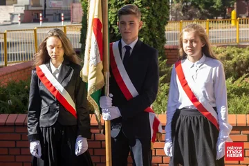 Oddali hołd świętemu Janowi Pawłowi II (zdjęcia)