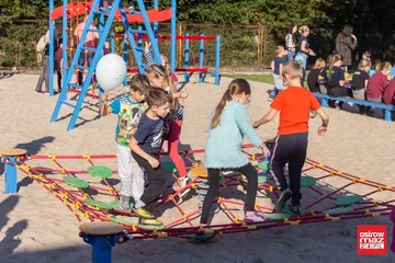 "Plac Pełen Radości" oficjalnie otwarty (zdjęcia)