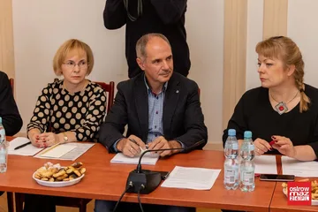 Podstoczysko, dworzec i muzeum Pileckich tematami rozmów na sesji (zdjęcia, wideo)