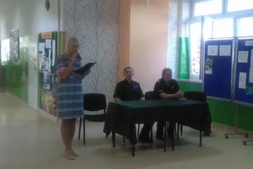 Akcja EDWARD w szkołach powiatu ostrowskiego (zdjęcia)