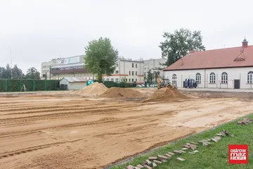 Trwa budowa boiska wielofunkcyjnego przy "Koperniczku" (zdjęcia)