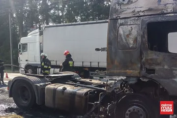 Pożar samochodu ciężarowego w Broku (zdjęcia)