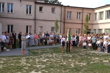 Rozpoczęcie roku szkolnego w "dwójce" (zdjęcia)