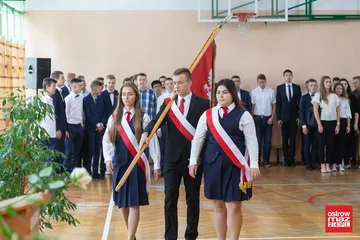 Uczniowie "Rubinka" gotowi do nauki (zdjęcia)