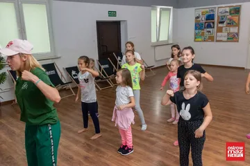 'Polly' zachęcała do tańca (zdjęcia, wideo)