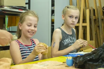 Wakacyjne spotkania z ceramiką (zdjęcia, wideo)
