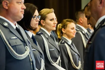 Ostrowscy policjanci świętowali (zdjęcia, wideo, lista odznaczonych)