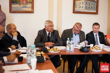 Burmistrz Bauer bez absolutorium (zdjęcia, wideo)